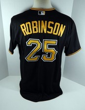 2013 Pittsburgh Pirates Clint Robinson #25 Game Issued Black Jersey PITT33131