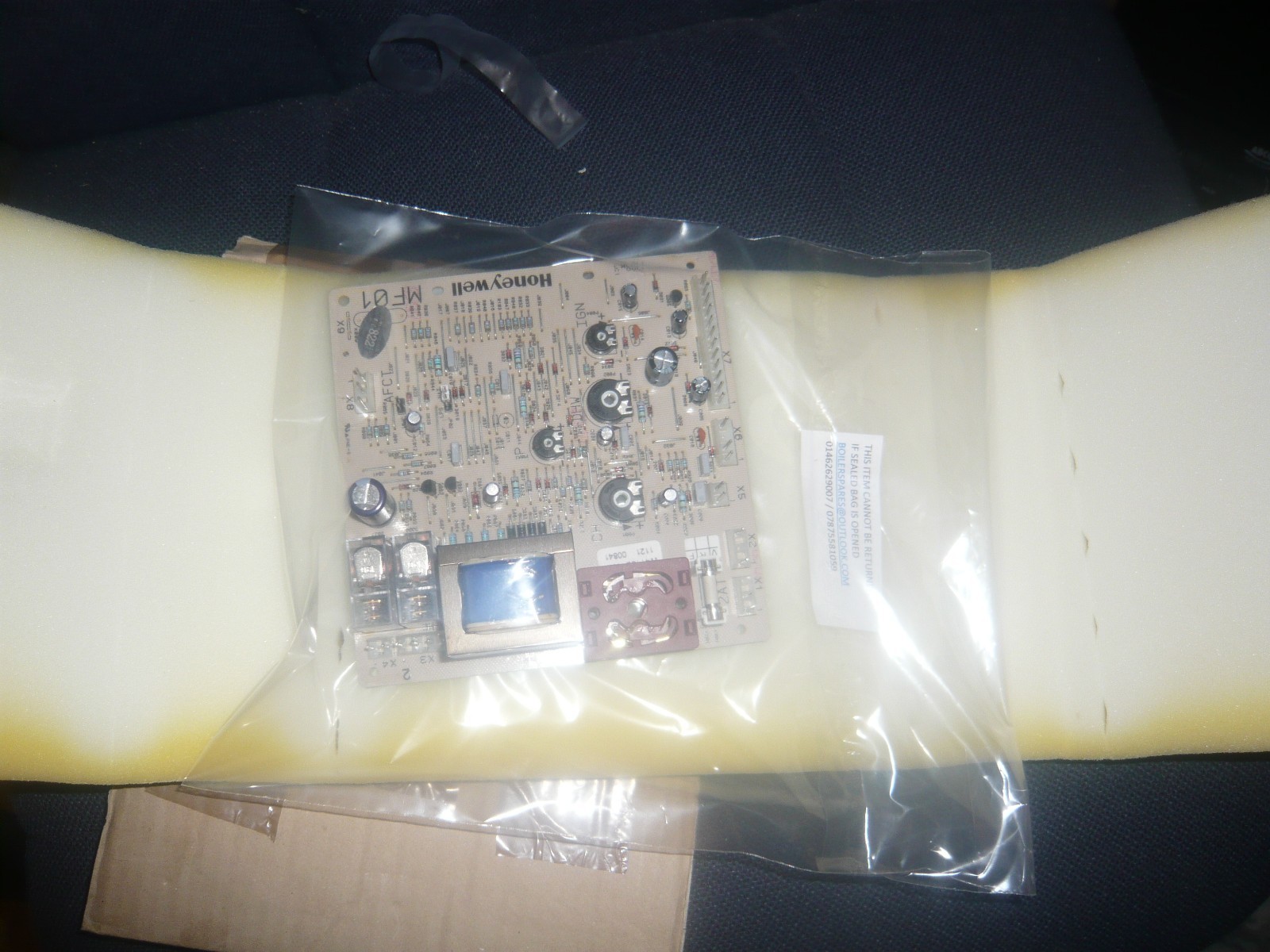GENUINE FERROLI DOMINA MODENA PCB 39804990 NEW