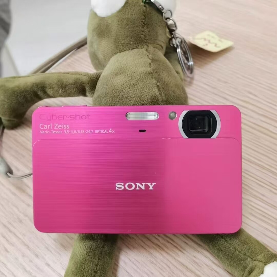 BOONY 新品未使用 Cyber-shot DSC-T700 レッド SONY Cyber-shot DSC-T700 10.1MP CCD Vintage Digital Camera