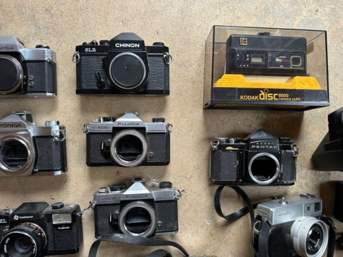 20 Vtg Rare Film SLR Camera Bodies Konica Minolta Yashica Kodak Polaroid Pentax+ - Picture 4 of 19