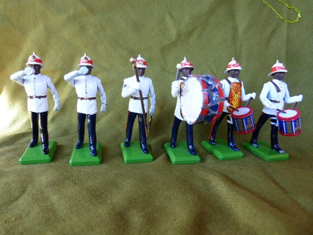 JIM FRANCE 1/32ème LOT#1 DE FIGURINES PLASTIQUE INFANTERIE COLONIALE