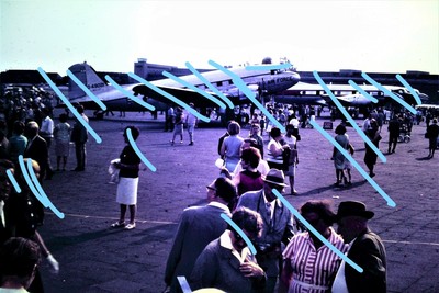 Dia Slide Foto Flughafen Berlin Tempelhof Flugzeug Dougals C-47B Skytrain 1969