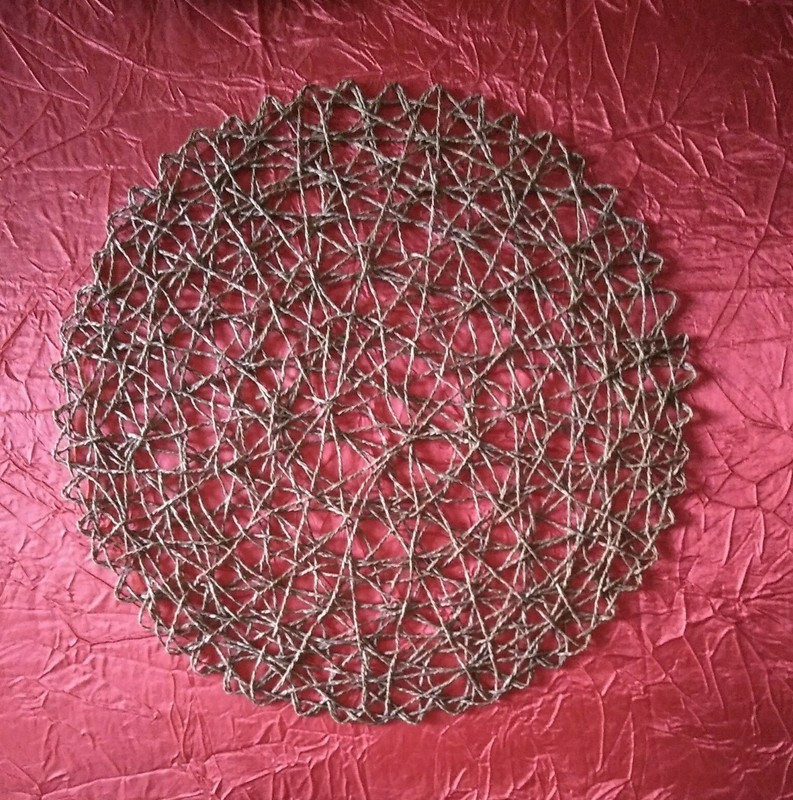 New Set of 4 Round 15" Natural Fiber Woven Place Mats