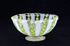 A VINTAGE MURANO VENETIAN ART GLASS BOWL - ZANFIRICO FILIGREE W/ GREEN RIBBONS