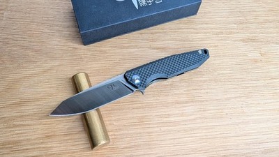 CH 3004 new folding knife AUS-8 blade ceramic ball bearings TC4 carbon fiber CF