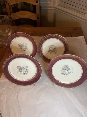 4 GEORGIAN Tudor Rose (Floral Center, Maroon) Salad plates. Very hard to find