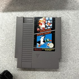 Nintendo NES Entertainment System Video Game Console Action Set - Fully Working