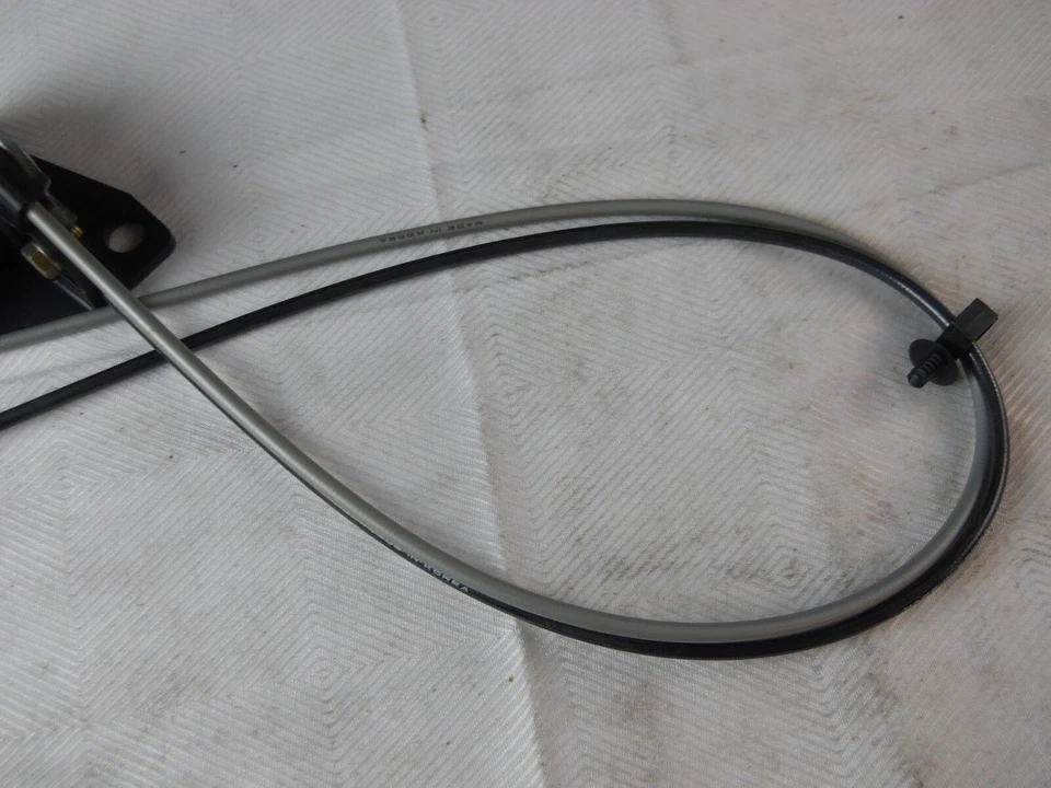 Dodge Caravan Ext. ACTUADOR VENTANA TRASERA DERECHA MOPAR 4445968 NOS 1987-1993 Foto 2 de 4