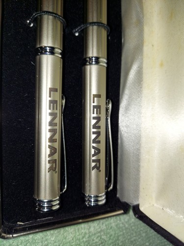 Vintage Lennar Tintenstifte 2er Set Silber (blaue Tinte) Schwarz Samt Etui NEU (NOS)