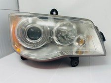 08-16 Chrysler Town and Country Passenger Headlight - Xenon - OEM ✅TESTED✅ 2124