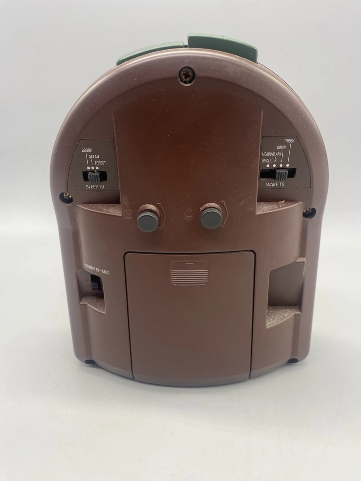 VINTAGE SOUNDESIGN BIRD SONGS Quartz ALARM CLOCK 4 CHIRPING BIRDS 3106Q TESTED - Image 4 of 4