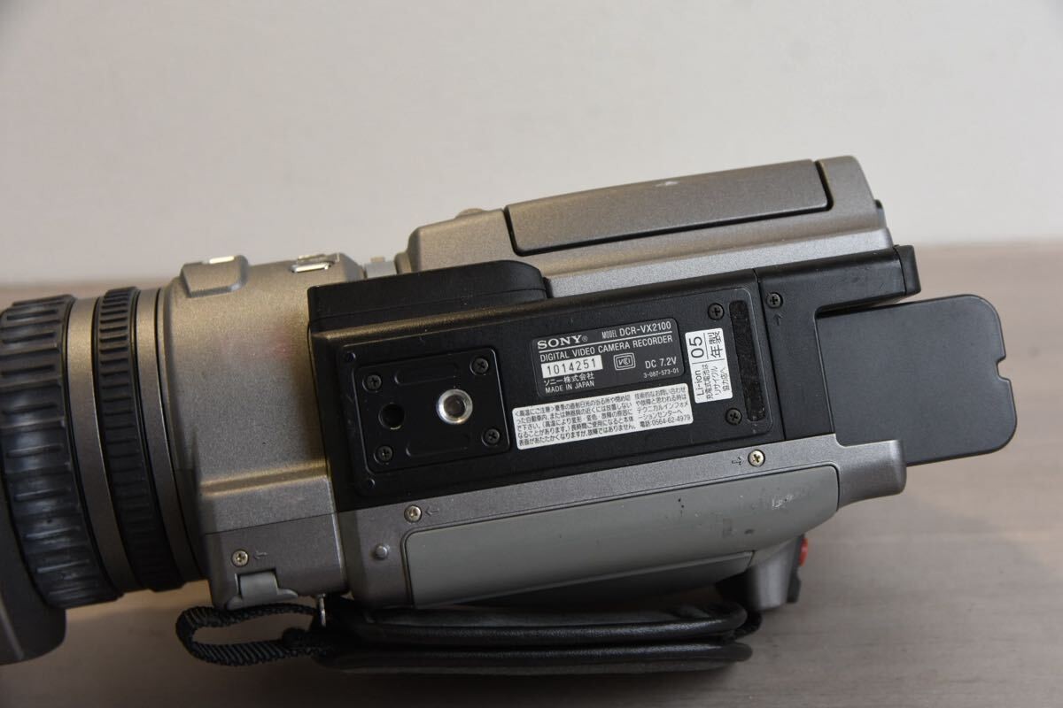 Buy Sony DCR-VX2100 Camcorder - Black online | eBay