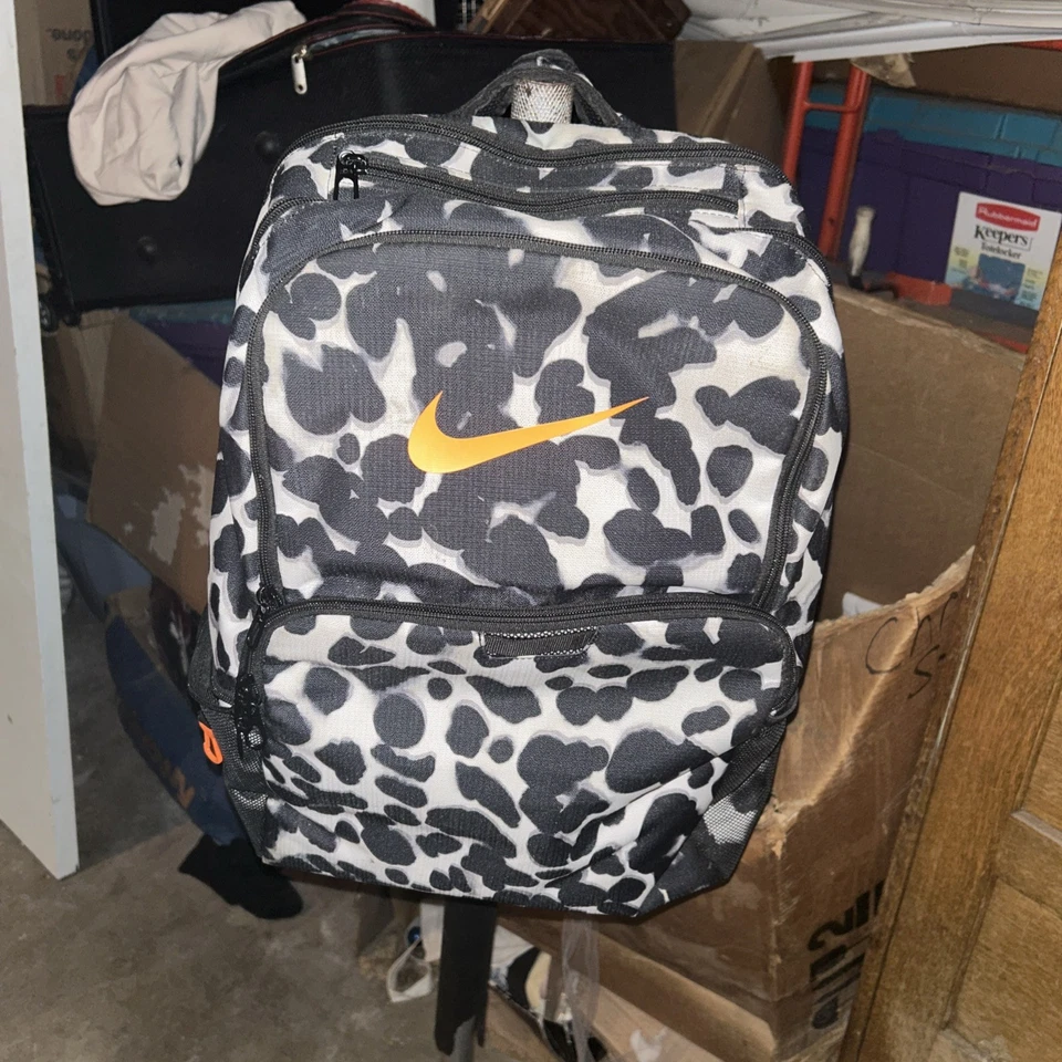 Nike Brasilia XL Backpack Bags Sports Smoke Gray Casual School Bag FN1357-077 - Image 2 of 4