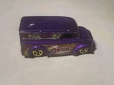 Hot Wheels Dairy Delivery Vintage Manufacture Diecast Cars, Trucks