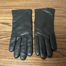 Fownes Vintage Women  s Black leather Lined Gloves Size 8 Supple Classic Driving