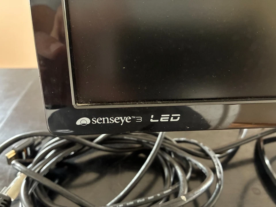 BenQ GL2460 24 Zoll Monitor mit Full HD-Auflösung - kleiner Sekundenkleber Fleck - Bild 3 von 4