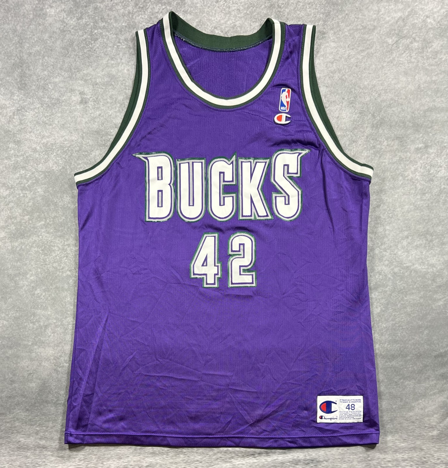 Vintage Milwaukee Bucks Champion NBA Jersey Size 48 Vin Baker 42 Made in USA