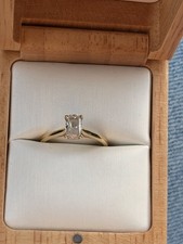 18K Gold Diamond Engagement Ring