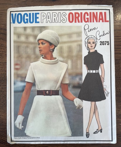 Vogue Paris Original Pierre Cardin mit Etikett ungeschnitten unbenutzt - Bild 1 von 3