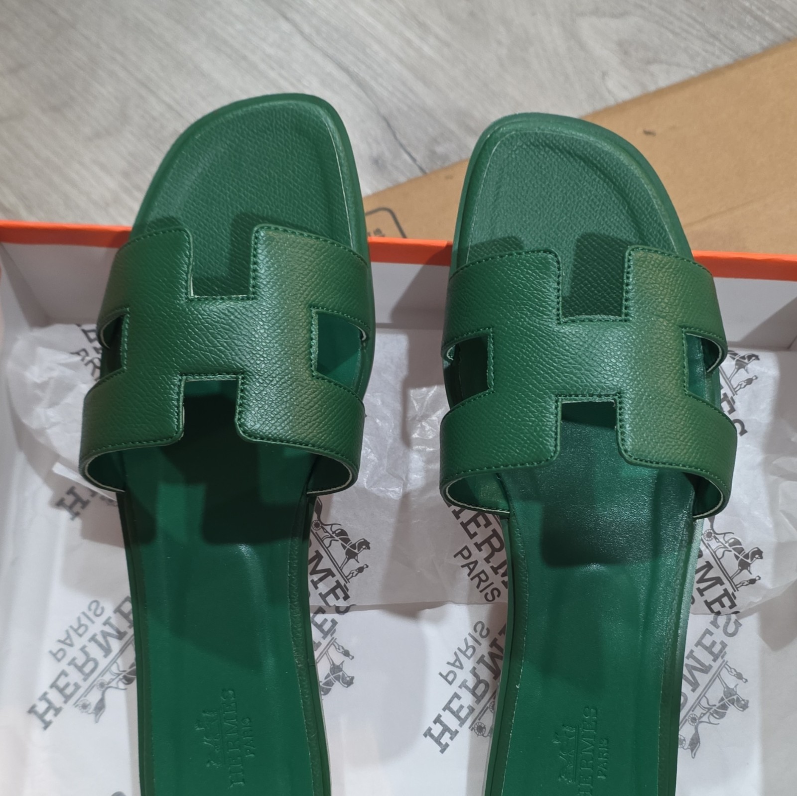 size 38 Hermès sandals green for summer