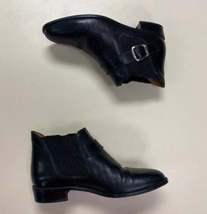 unisa chelsea boots