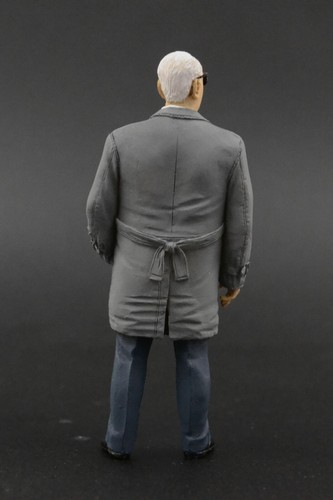 Enzo Ferrari (2) Figure voor 1:18 Kyosho F40 250GTO BBR RARE!  !! NO CAR !! - Afbeelding 4 van 9