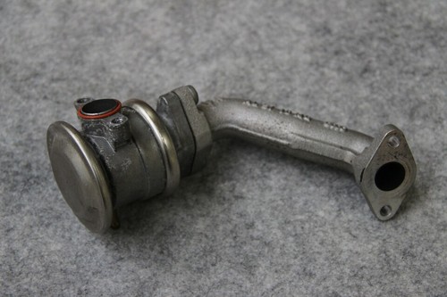 Audi RS4 8K RS5 8T Kombiventil 07L131101F AGR Ventil Adapter 079131166AC links