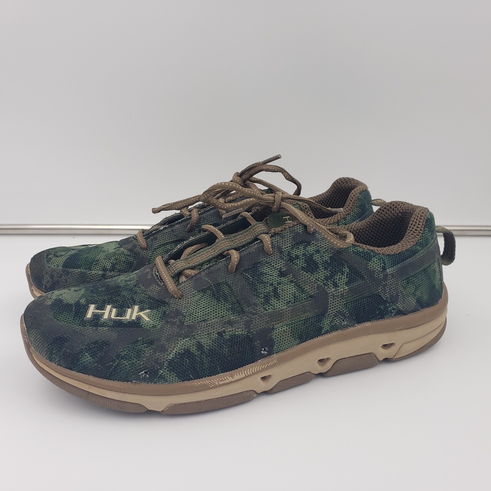 Huk Shoes Mens Size 11.5 Attack Camo 