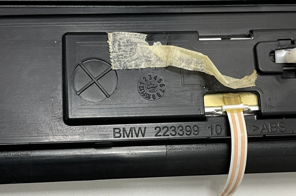 2014 BMW 750LI REAR LEFT DOOR Sill Step Scuff Cover Trim OEM 22339910 - Imagem 4 de 4