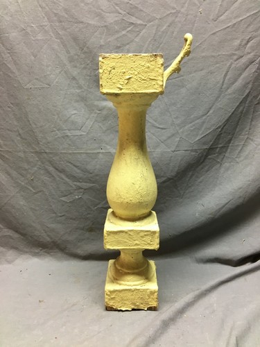 1 Large Antique Turned Wood Spindle Porch Baluster Thick Chunky Old VTG 245-25B - Picture 8 of 12
