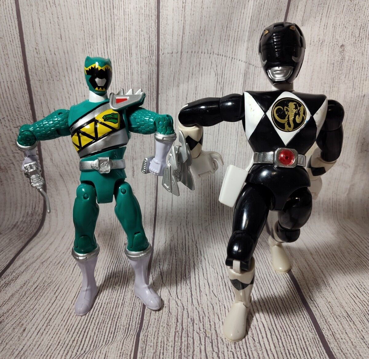 Bandai Mighty Morphin Power Rangers Figures Lot of 2 -Vintage Zach, Dino Charge 