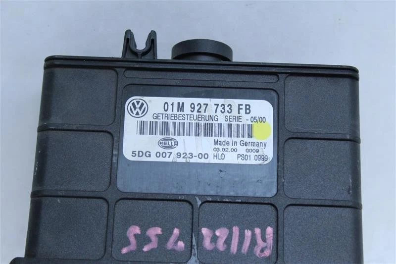 ORDENADOR DE TRANSMISIÓN Jetta Beetle Golf 1999 99 00 01 01M927733B 1122755 Foto 3 de 4