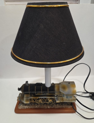 VTG Locomotive Train Railroad Desk Lamp With Shade Central Station 1907  3201 S2