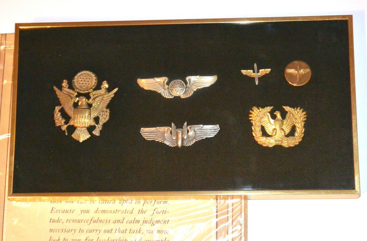 VTG WWII AAF, US ARMY AIR FORCE GUNNER & NAVIGATOR WINGS
