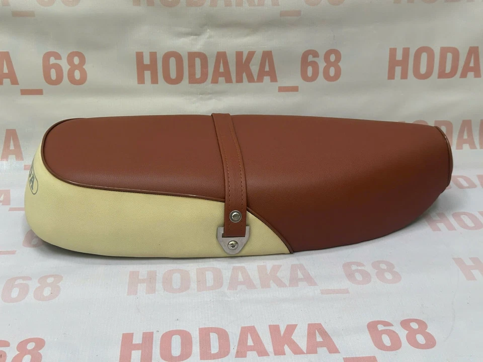 HONDA C70 PASSPORT 70 SEAT (1982-1983 Model) C70 Passport New Complete Seat. - Image 4 of 4