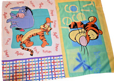 j9 WOW Set of 2 Vintage Disney WINNIE THE POOH Reversible Pillow Case Cases