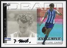 2002 AFL EXCLUSIVE CARD [DRAFT PICK SIGNATURE] DS7 David HALE (NORTH MELBOURNE)