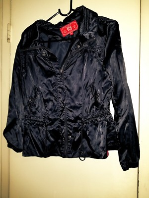 Preowned blk. satin young girls med. jacket with hood, zippered front, front.