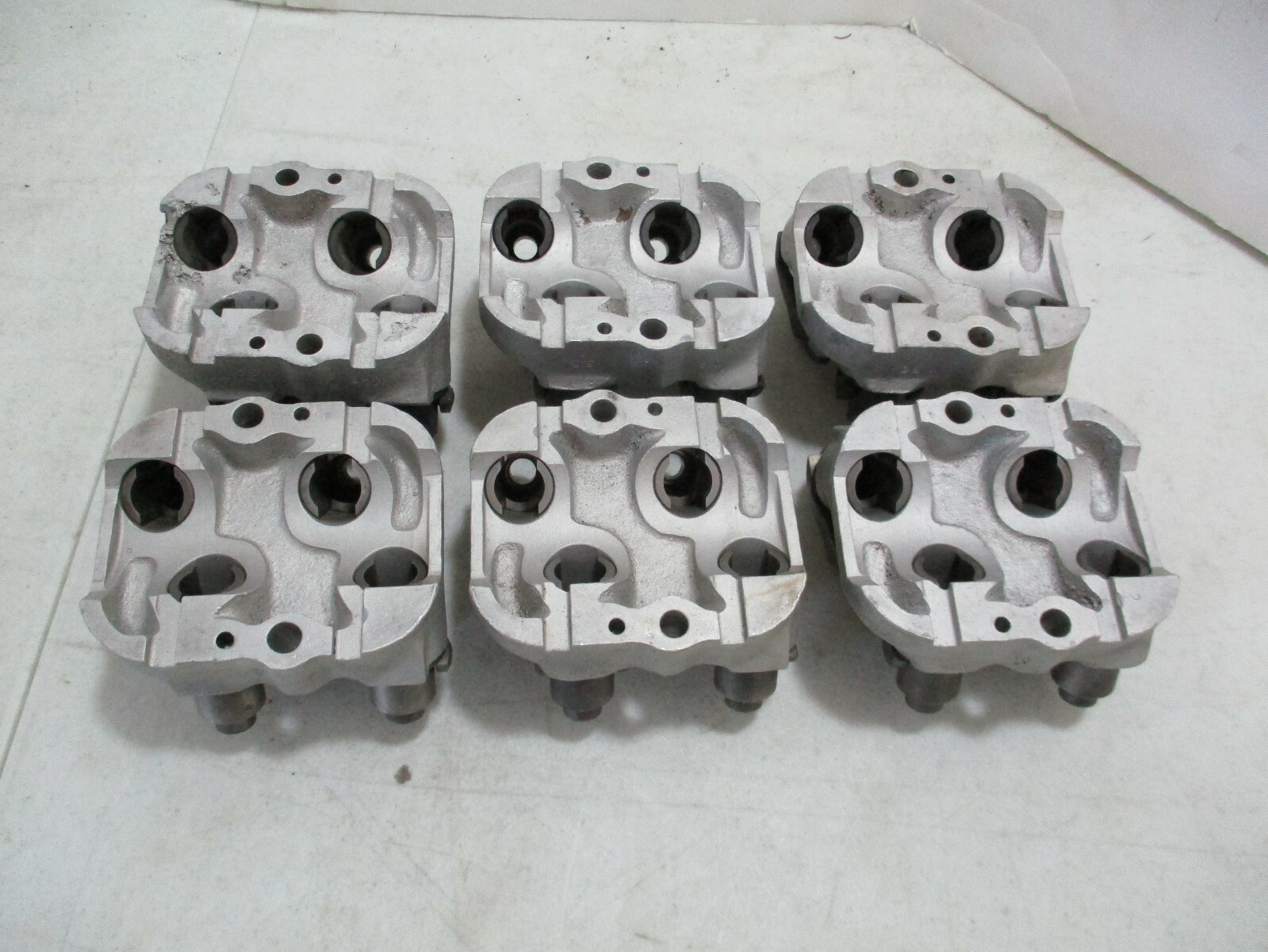 Rolls-Royce Phantom III cam followers blocks set of 6 (1936 - 1938) V-12 engine