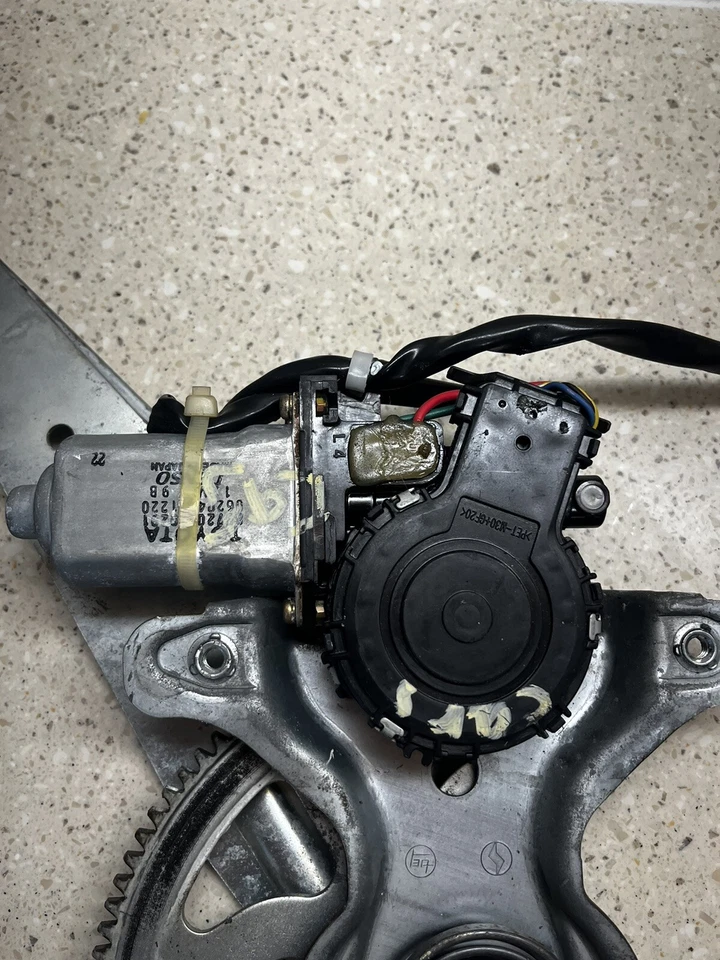 LEXUS GS300 GS400 GS430 1998-2005 pasajero trasero R regulador de ventana y motor OEM Foto 2 de 3