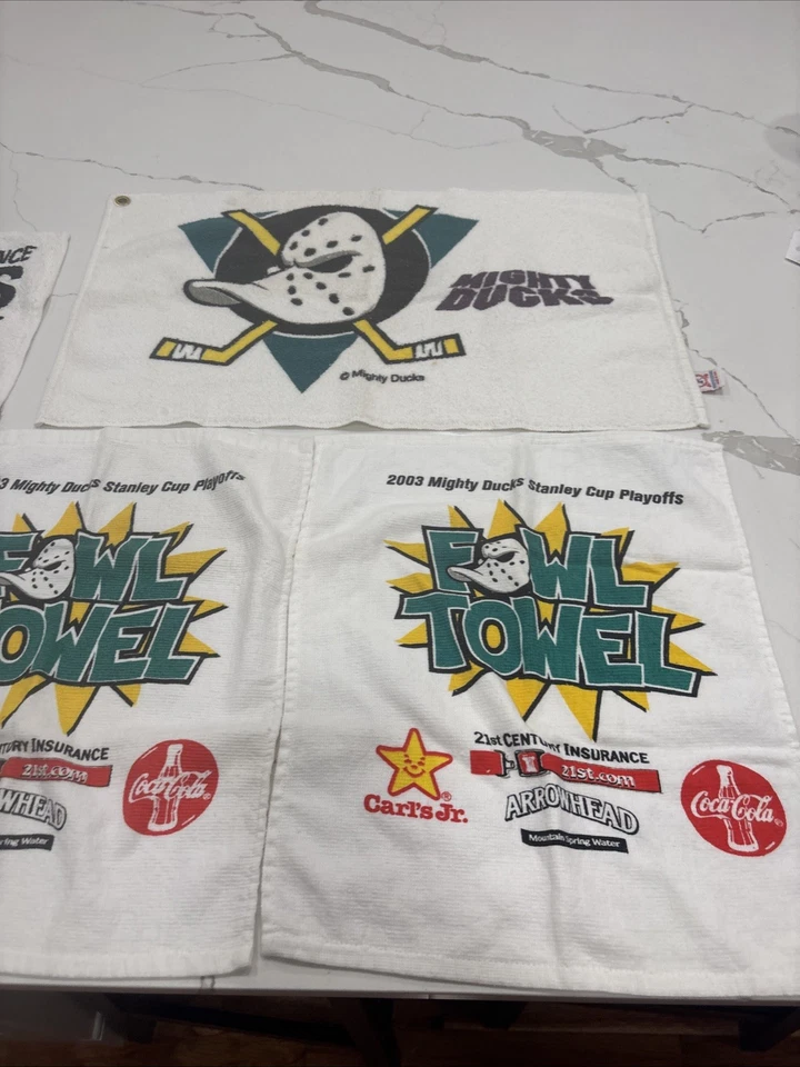LOTE de 6 Toallas Anaheim Ducks Playoff Rally NHL Stanley Cup Playoffs 2003-2006 Foto 2 de 4