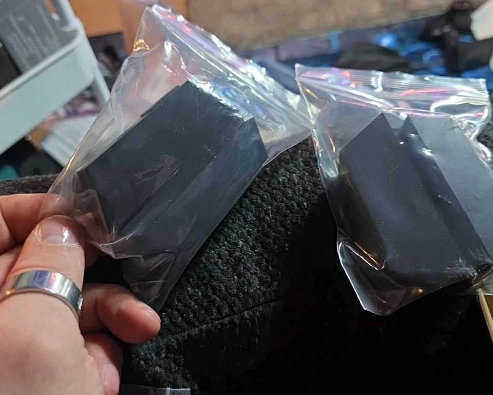 Corsair 3500X PC Case Replacement Feet 4pcs Black - Image 2 of 2