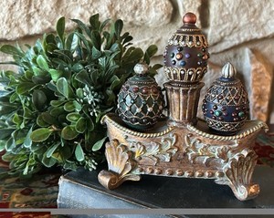 Egg Shaped Moroccan Style Wine Bottle Stoppers Cork Set w/ Holder Unique
