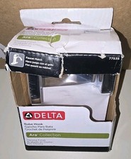   Delta 77535-SS Ara Single Towel Robe Hook in Brilliance Stainless New