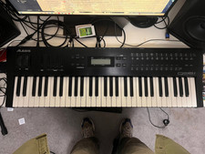Alesis QS6.1 64-Voice Digital Synthesizer