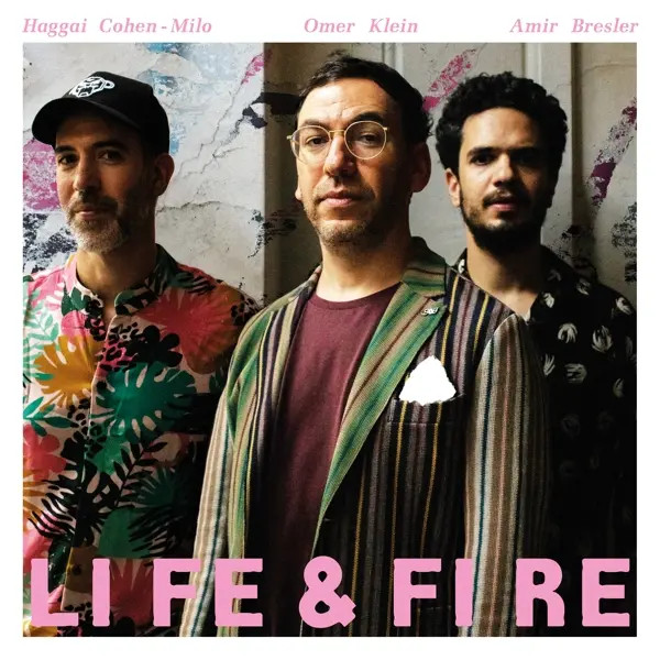 Life & Fire - Bild 4