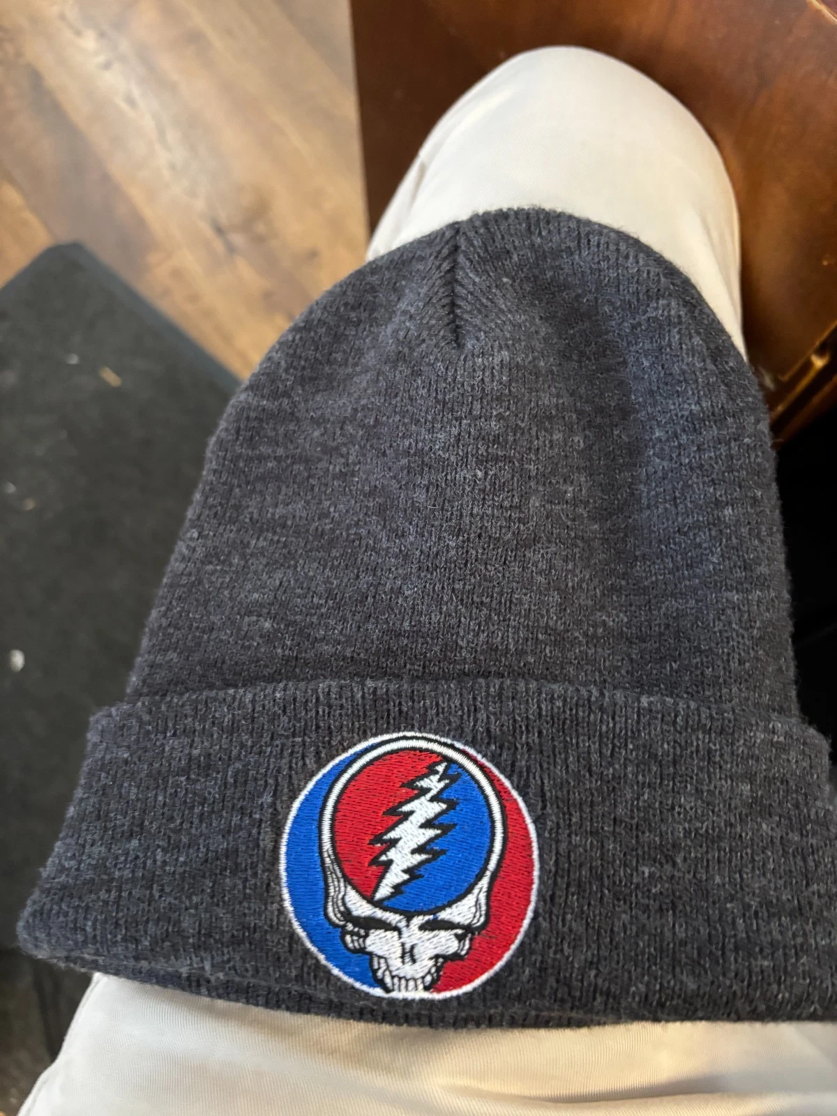 Grateful Dead Steal Your Face Skull beanie | Embroidered Knit Beanie