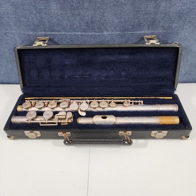 Vintage Artley 18-0 Silver Closed Hole Flute With Cleaning Rod and