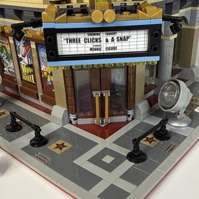 LEGO Creator Expert: Palace Cinema (10232) 99% Complete With Figures Retired
