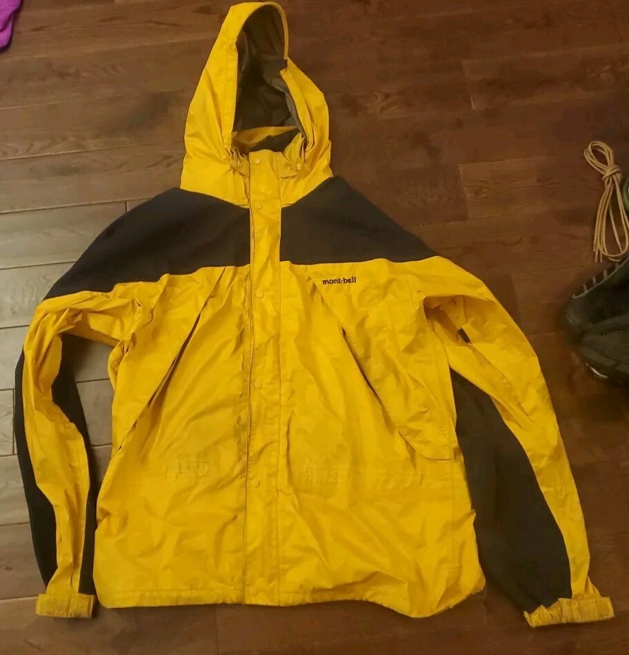 Vintage 00s Montbell Gore-Tex Waterproof Hooded Gold/Black Vintage 00s Montbell Gore-Tex Waterproof Hooded Gold/Black